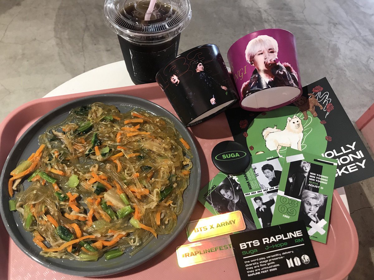 minsuga_aya's tweet photo. ๆฌฒใใใฃใใฉใใใฉใคใณใฎใซใใ๏ผ้ใซๅใฃใฆ่ฏใใฃใใ๐ญๅ
จๅกใใใใ็นๅ
ธใใ่ฑช่ฏใใใฆๅฌใใ๐ฅบๅบๅ
ใใฉใใใฉ่ฃ
้ฃพใๆ้ซ๐
#BTS
#RAPLINEFEST
@BTSgroup7
@tigcafe https://t.co/dlox0rlbuN