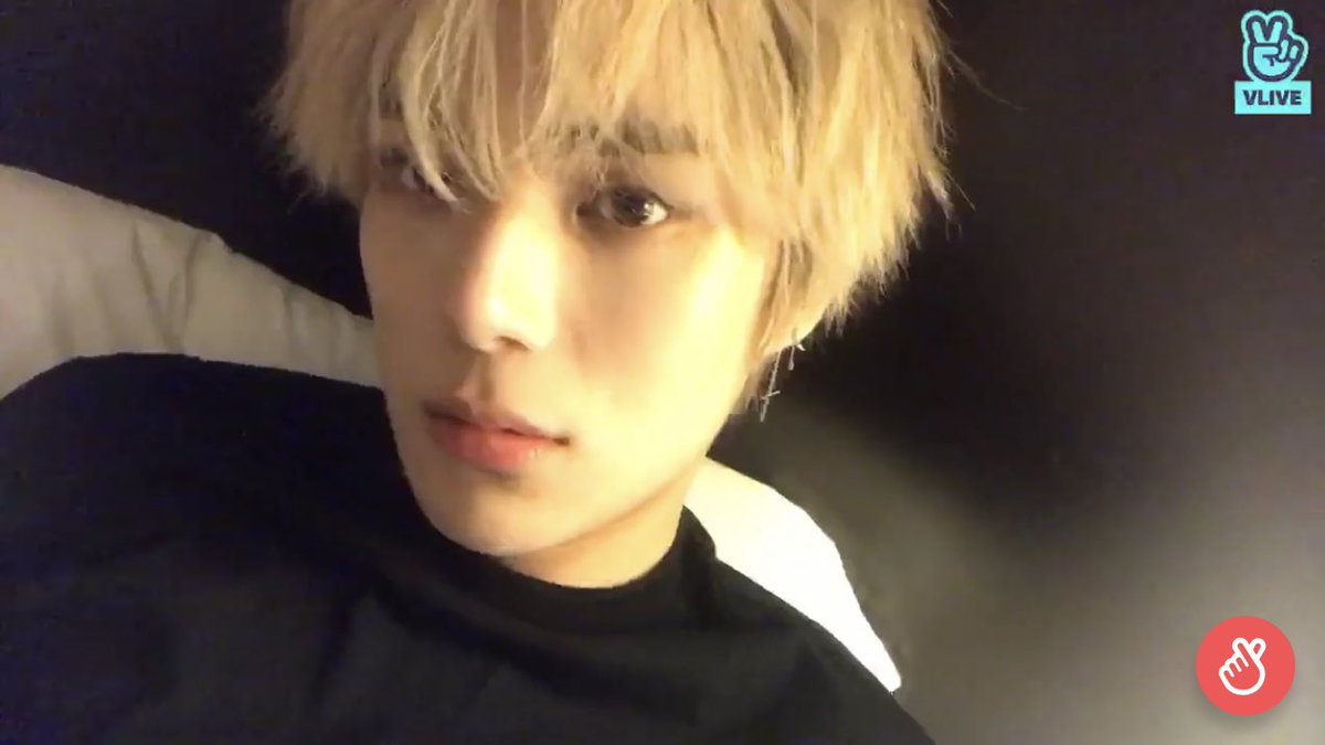 Hourly_Minhyuk's tweet photo. 180629 VLive https://t.co/61m9HISVJm