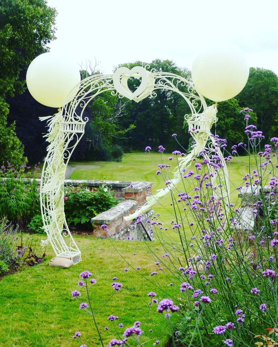 We are so looking forward to styling weddings again. Itching to get back in the game! Here's our Love Arch positioned outdoor before steps leading down to a beautifully green space. Outdoor ceremonies and receptions can be beautifully styled too and may be the way forward.... 🥂