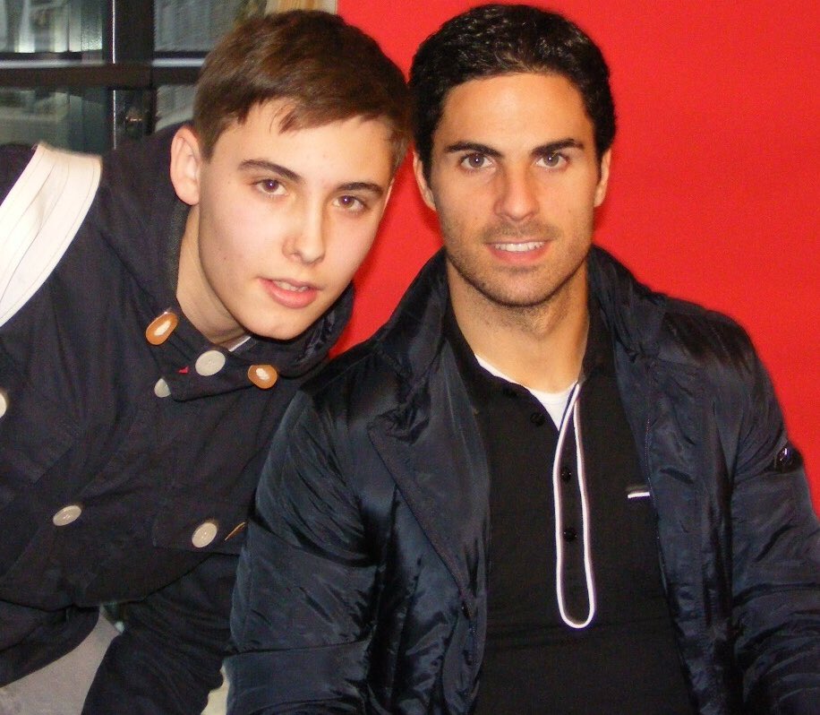 ClockEndGooner tweet media