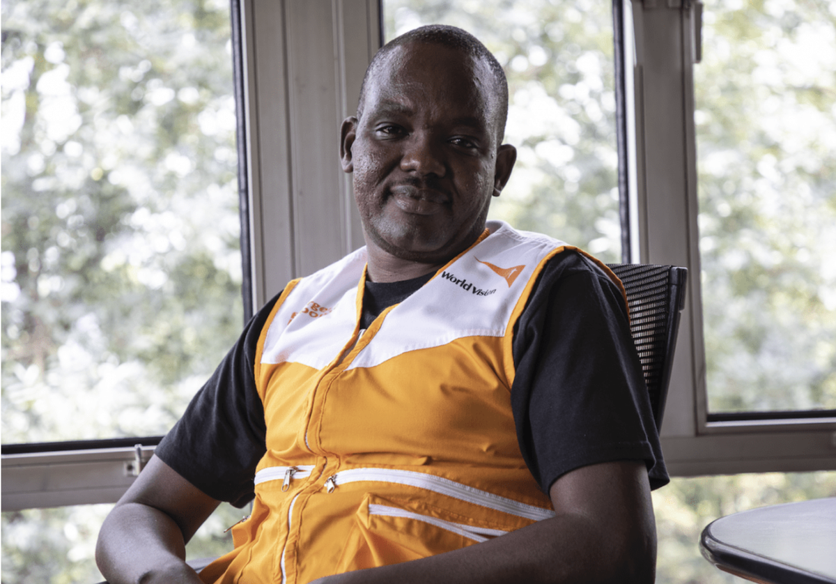 WorldVisionUg's tweet photo. Today we share with you all Freddie's story, he is the #HiddenHero behind the COVID-19 response that has so far impacted thousands of children's lives and aims to reach 5 million children 
https://t.co/nRw00QtB2L
#MondayMotivaton https://t.co/LPkiWpPCac