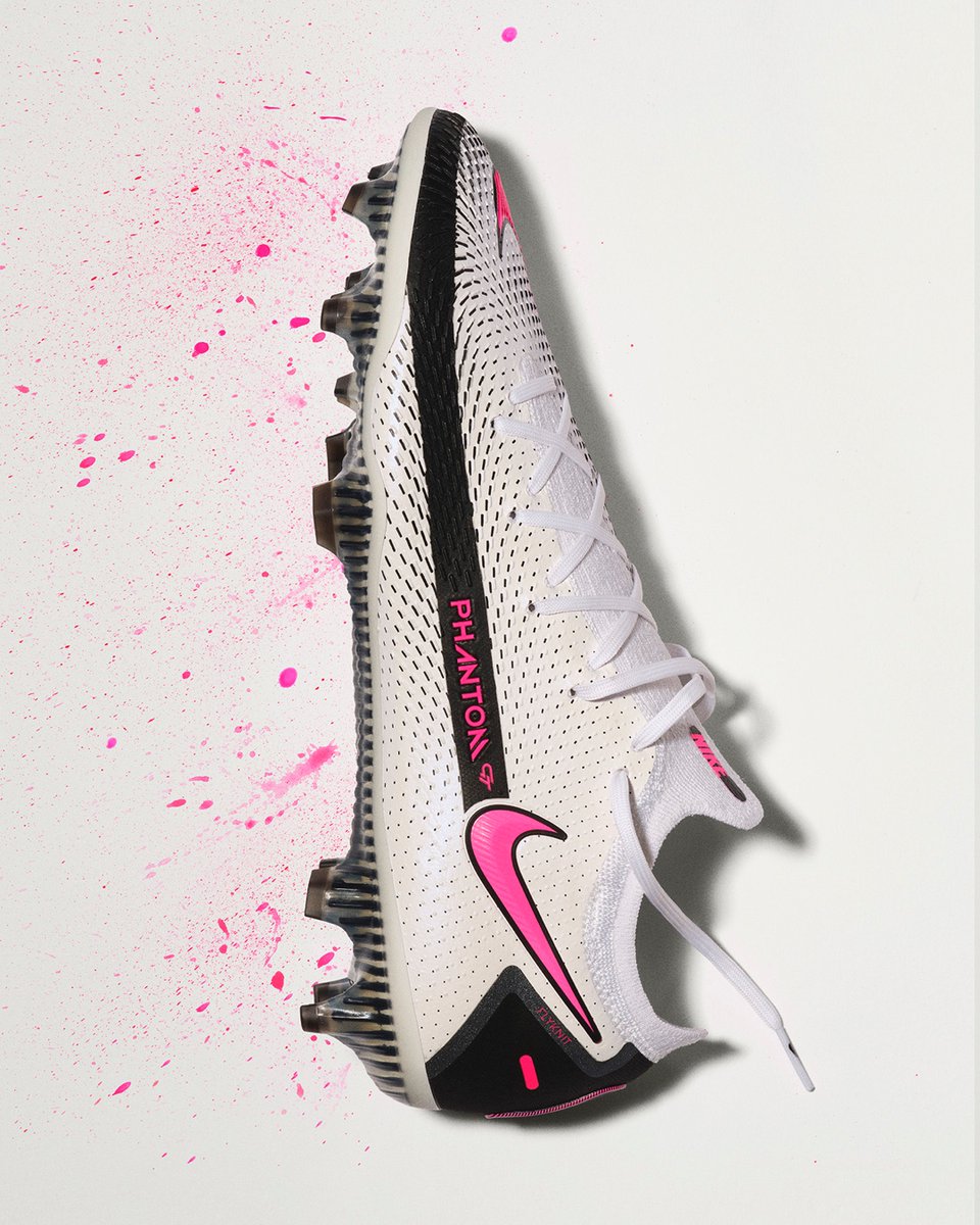 nike football twitter