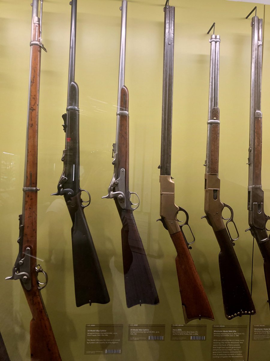 4/ Point #2: When govts are slow to adopt new tech they may pay a big price. The rifle on the left was used by the US military at Battle of Little Bighorn. It was outdated but US govt didn’t realize it at the time. Native Americans had traded for repeating rifles (4th from left)