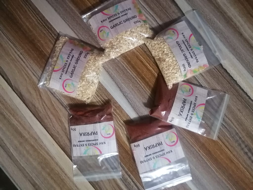 mgcinak's tweet photo. Hi Guys
I am selling spices & Herbs for
💸R10.00 per 50g & R15.00 per 100g.
🚚We do deliveries.
☎For orders kindly DM/contact 0788604477
📌Location Clayville
#KAVSpices&Extras
Norma Gigaba
Malema
#alcoholban
David Mabuza
#KwaMaiMai
#ZimbabweanLivesMatter
Bill Gates https://t.co/K5SYlyDvkq