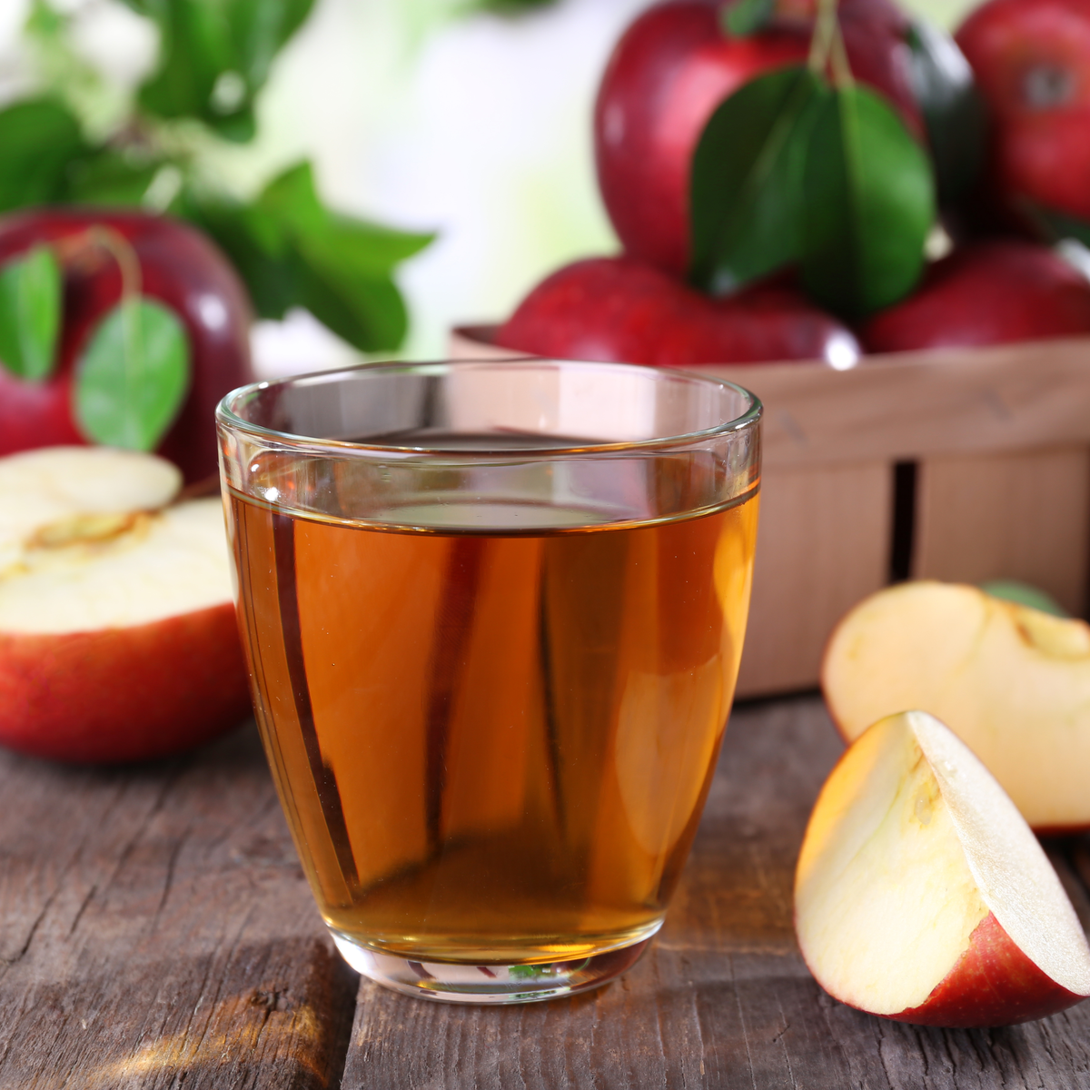 DEBATE: Do you prefer orange juice or apple juice?