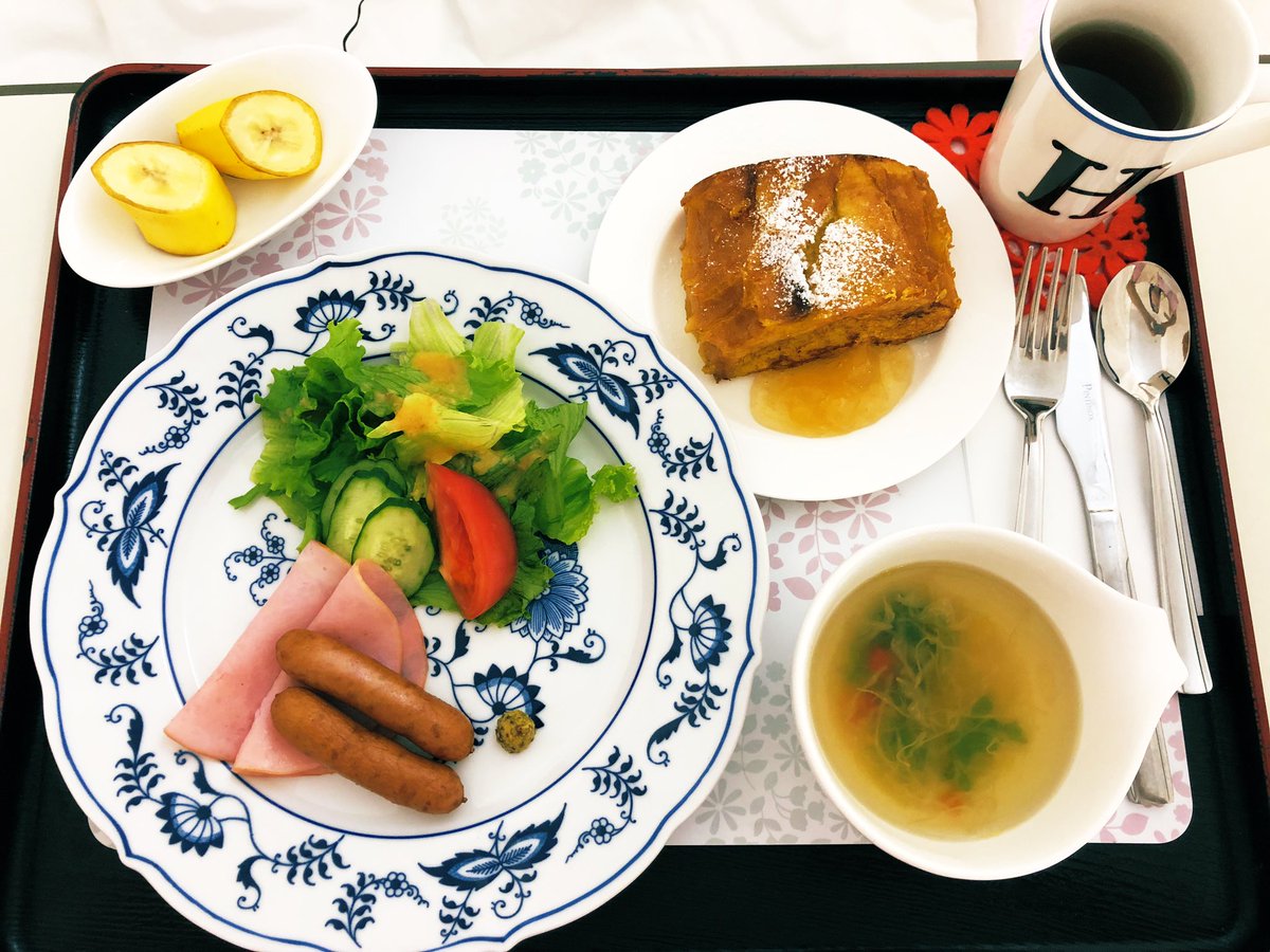 便乗〜!ちょうどいい量でご馳走感があって毎回満足できるご飯でした💕特に2人目の時は、自動でご飯が出てくる幸せを同室さんと噛み締めてました😂
#産婦人科ご飯の写真撮ってた人見せて