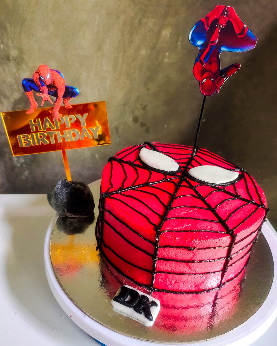 vocalistakelly's tweet image. Another Cake order for today. Thank you Papa GOD sa mga blessings po. Thank you manang Einahpets Eaf Famorcan ♥️
PS (1st time ko gumawa ng Buttercream Spidey theme 😂)

#SpidermanThemedCake
#mommyKellyBakes
#DIYcreations