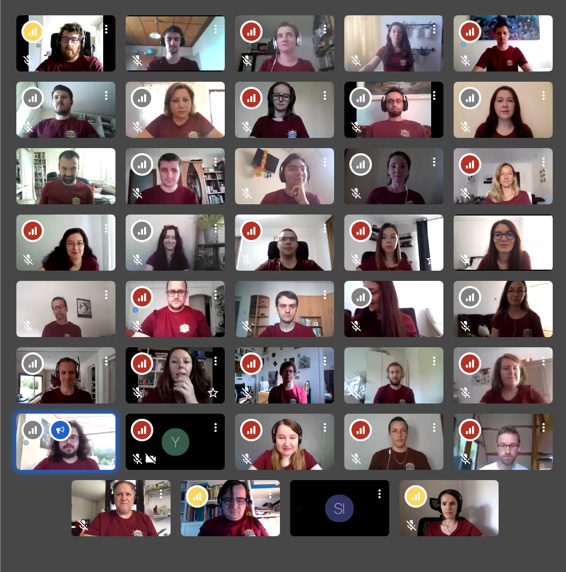 This week we're at the #XWiki 2020 remote seminar 🙌

#remoteworking #remoteseminar #teamphoto