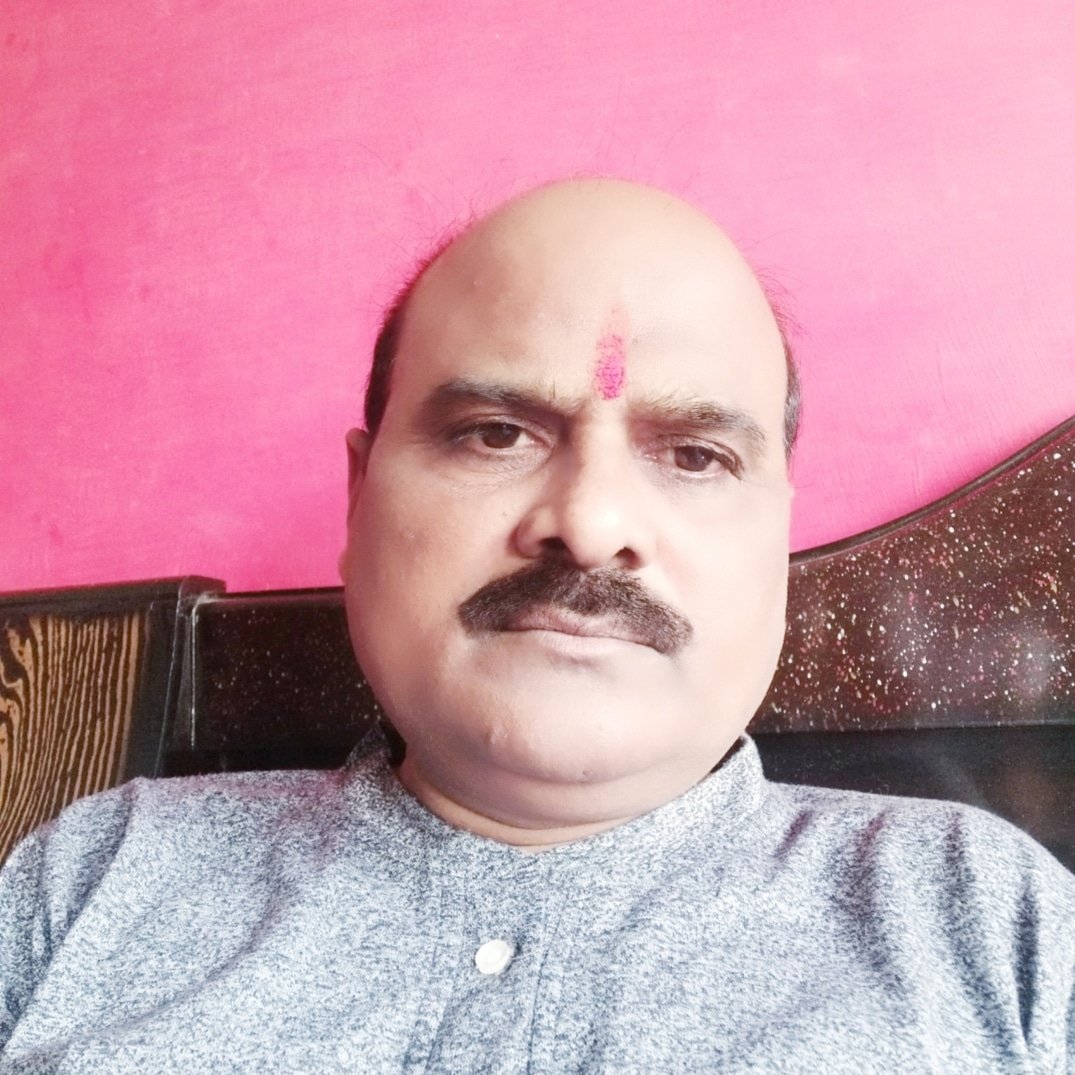 RamprakashVerma's tweet photo. #रक्षाबंधन_पर्व की हार्दिक शुभकामनाएं* 
सभी बहनों व भाईयों को रक्षाबंधन पर्व की हार्दिक बधाई, शुभकामनाएं ! आप सभी स्वस्थ व खुशहाल रहे ! अपनी और अपनों की देखभाल करें ! घर में रहे,सुरक्षित रहे 💐💐 https://t.co/jZ4971OJua