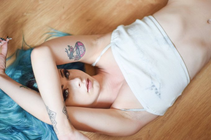 Watch Kuroha Suicide's leaked NSFW photo on TwXstars