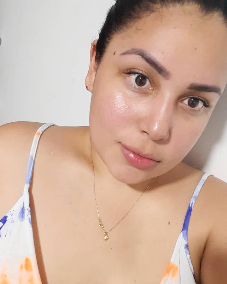 serje_a's tweet image. Ser madre es una experiencia increíble. Para mi, lo mejor que me ha pasado. Antes yo tenía una vida plena y feliz pero mi hija llegó a completarla y mejorarla.
#14mesesdelactancia 
#mamareal #mamaojerosa #mamafeliz
#LactanciaMaterna #LactanciaMaternaPlanetaSaludable