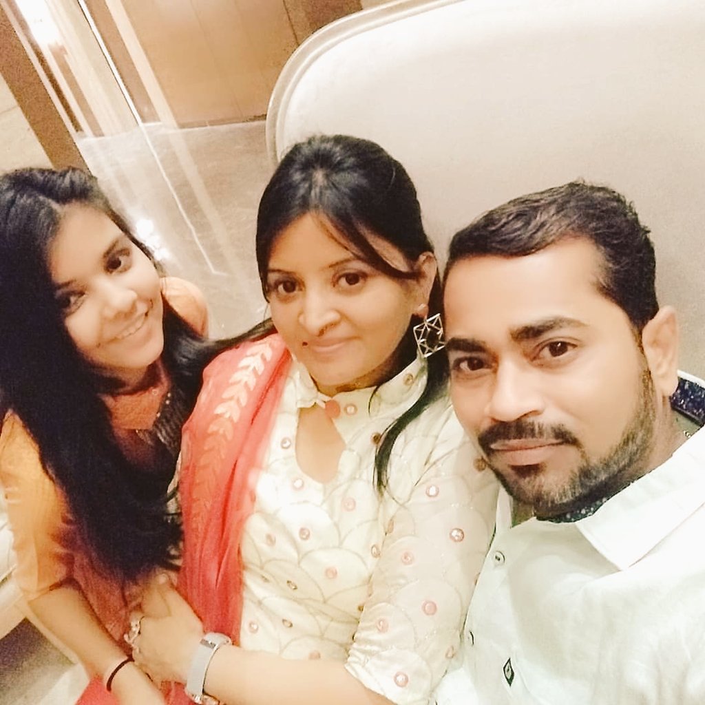 SanjayJ45449140's tweet photo. @shriramprops #LoveForHome @shriramprops
Here is my favourite corner in my house is my lobby where we all spend more family time & take selfie & gossip together.
Join
@abha_mishra19 @alpa_gupta @chilled_Sup @Dazzlingcutie1 @mohi1904 @Smiley_Bharati @Mahima_Khandal @NehaMohitGupta2 https://t.co/87dVmPGs3a