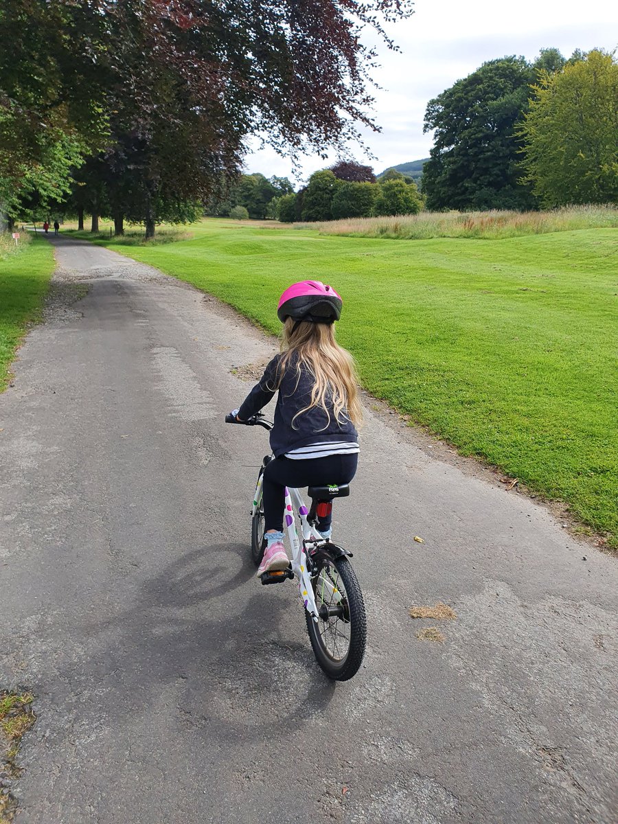 Trac1784's tweet photo. Carrying on with the #WeActiveChallenge #Orthoptists #AHPsActive little wonder around Kenmore Castle this morning https://t.co/TP989asYS4