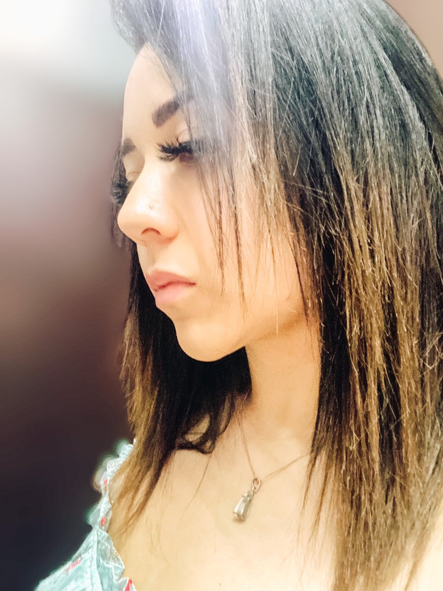 miss_jules_life's tweet photo. I went back to brown. Purple is gone. 🙅♀️ It was fun for a while though.
#hairchange #colorchange #influencer #influencerindia #indiainfluencer #indiahairstyles #newlook #makeover #beautyindia #influencersearch #indiafashion #fashionindia https://t.co/qIloxe5KKC