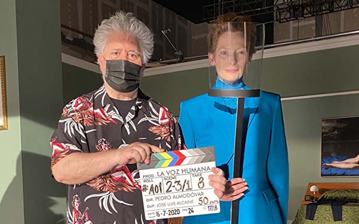 AgenciaTelam's tweet photo. El cortometraje "The Human Voice" del director español Pedro Almodóvar, realizado en tiempo récord en medio de la pandemia, será presentado fuera de concurso en la próxima edición de la Mostra del Cine de Venecia, que tendrá lugar entre el 2 y el 12 de septiembre. https://t.co/8HZKcaRHtt
