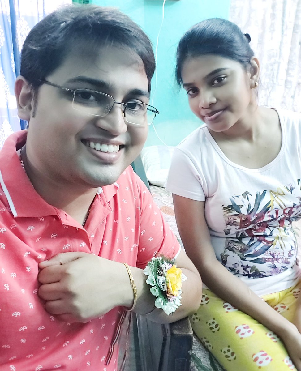 sushobhankoley5's tweet photo. Happy Raksha Bandhan to all my lovely
sisters💐May you all always be safe and protected💖🙏
#Rakhi2020 #Happiness #Bond
#RakshaBandhan https://t.co/GXM8tVl6f0