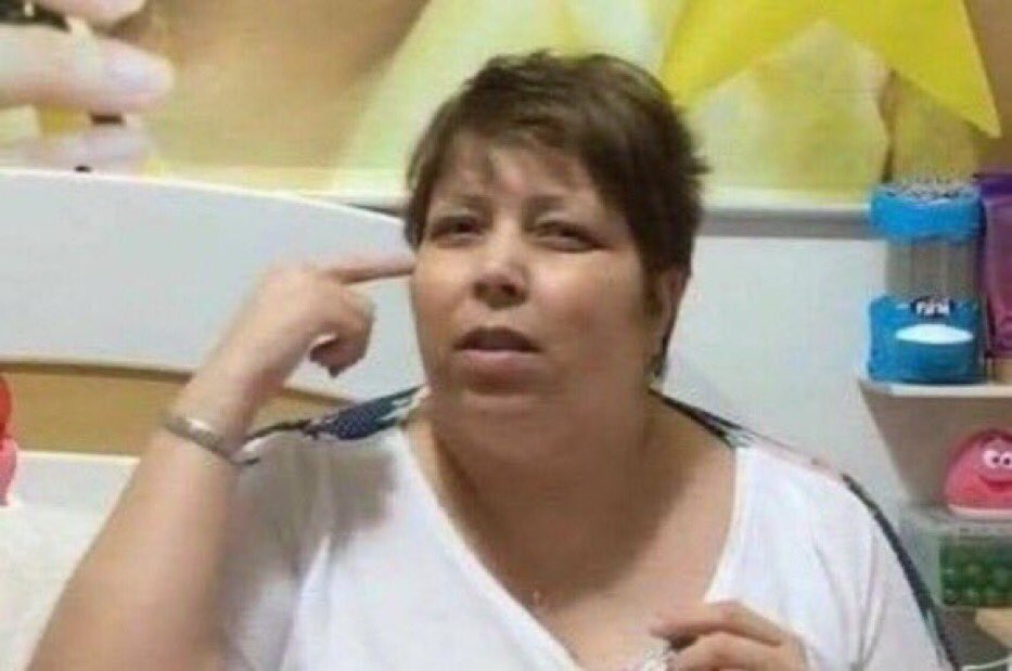 freire_saskia's tweet photo. Vocês estão doido mexer com a minha lari?????? Tá maluco? https://t.co/pqB8G0uODg