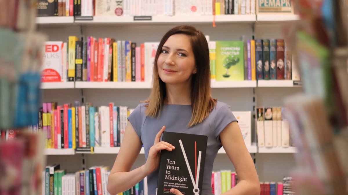 Honoured to be one of the co-authors of #10Years2Midnight. Our book about the urgent global crises and their strategic solutions launches tomorrow and we can't wait to start the conversation: pwc.to/10Years2Midnig… #ReinventTheFuture #PwCADAPT <a href="/PwC/">PwC</a>