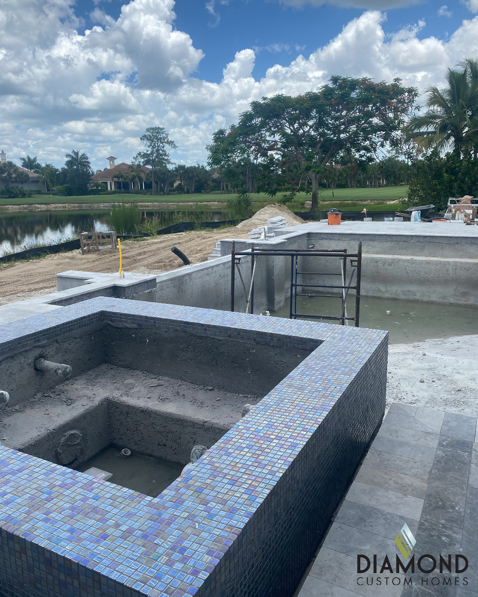 DiamondCustom's tweet photo. Pool progress alert! We can only imagine how stunning this resort-style infinity pool will look when we’re finished. Stay tuned for more 📸 #homebuilder #luxuryhomes #customhomes #naplesflorida #homesforsale #happyclient #naplesrealestate #diamondcustomhomes #indooroutdoorliving https://t.co/9pIq1FE0tq