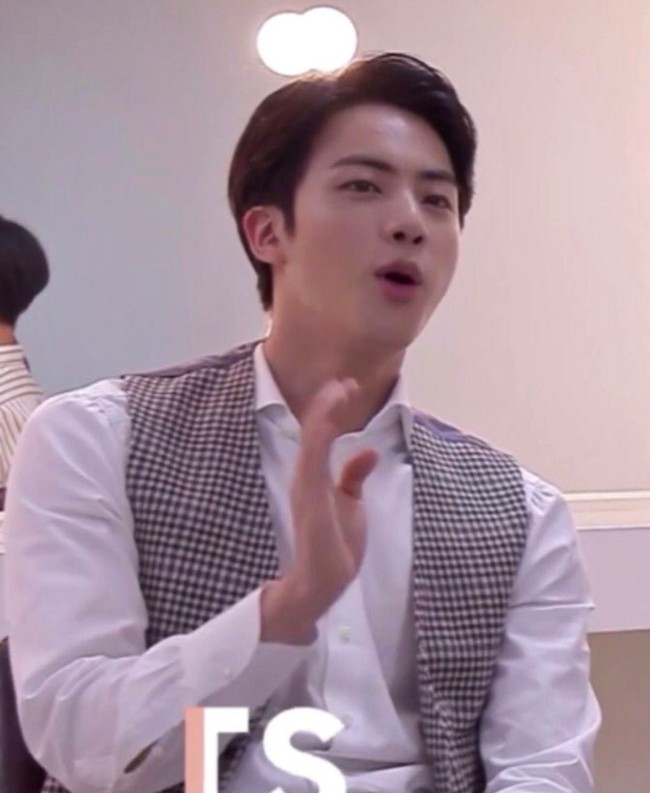 ChurchOfJinsus's tweet photo. VESTSUS π
#λ°©νμλ
λ¨μ§ #JIN #SEOKJIN #JINSUS #μ§ #κΉμμ§ #λ°©νμ§ @BTS_twt https://t.co/zYlzR1st8n