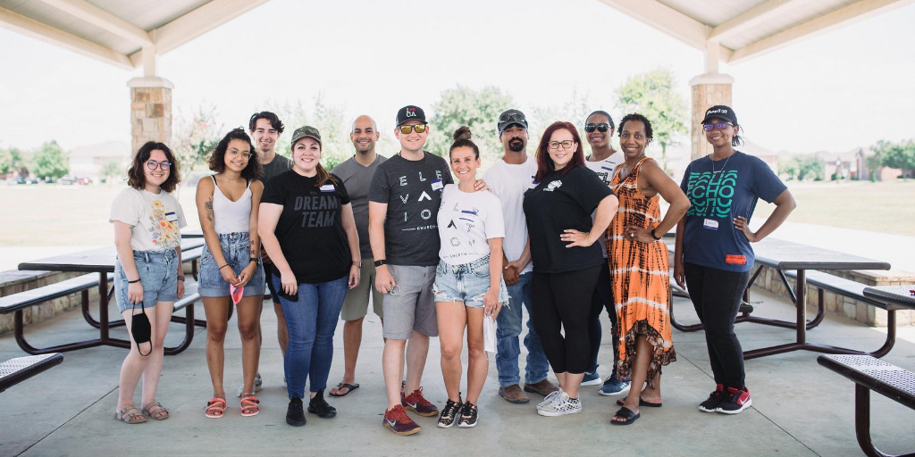 thehumanimpact's tweet photo. Over 60 hygiene kits and letters were created for our friends on the street this weekend! Thank you to @ElevationChurch for taking time out of your day to care for our #homeless friends in this way. You guys are awesome!
_
#loveweek2020 #bettertogether https://t.co/oHxZA4rO37