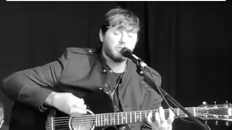 Alexandra tweet media