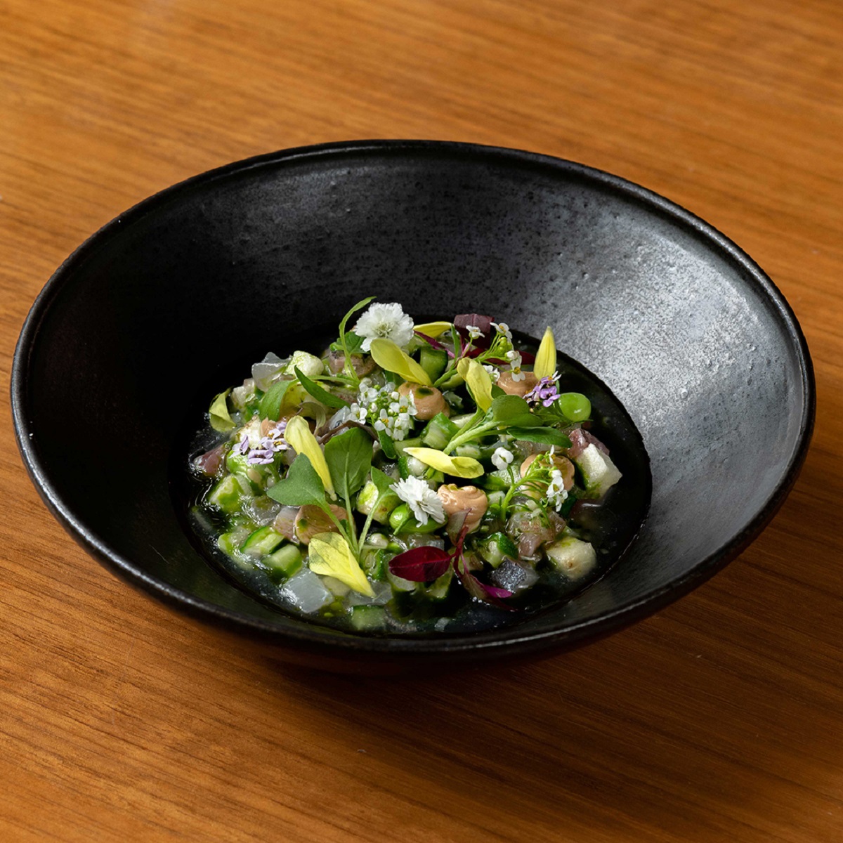 lexus_jpn's tweet photo. 日本各地の魅力を自宅で感じる #地域応援レシピ「DINING INSIDE」から、#IntersectByLexus 期間限定メニューが登場。https://t.co/C2UYa5P6Tl にて公開中の15レシピから2品をご提供します。日本各地の新しい魅力を感じてください。
⇒ https://t.co/vxoLQWwX3J
#DININGINSIDE #DININGOUT https://t.co/1y9uphkLRd