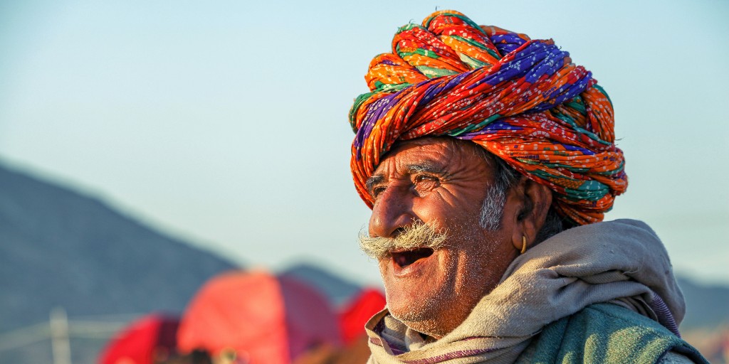 WTTC's tweet photo. Travel and Tourism can boost unity between human beings around the world. It allows people from different backgrounds, races and traditions to learn more about each others country’s history and culture.

🙌 #MondayMotivation #Travel #Tourism https://t.co/OfzsF8loRC