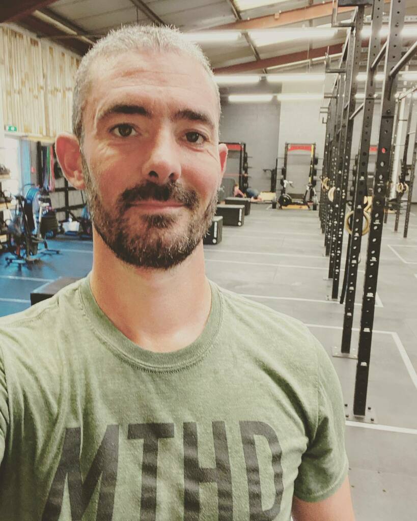 SnelfieTV's tweet photo. Starting the week off right with a Monday morning WOD!
•
•
•
#methodtraining #morningworkout #fatloss #fitness #fitfam #gayfitness #gaycrossfit #gayguy #gay https://t.co/7xOCecd9W4 https://t.co/SMe9ARPnrn