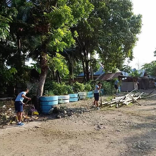 pnpsaf_6sab61sa's tweet photo. 61SAC personnel conducted polishing of AOR in relation to Maintenance of Facilities at H61SAC, Camp Tirambulo, Brgy. McKinley, Guihulngan City, Negros Oriental.
#PNPPATROLPlan2030
#Tagaligtas
#PNPKakampiMo
#WeServeAndProtect
#WeHealAsOne
#TeamPNP https://t.co/oetnjqRXU3