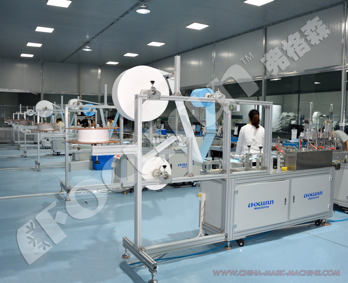 Monica01536397's tweet photo. #Focusun #máquinademascarilla de sistema automático 1+1 fabrica la #mascarilladesechable de 3 capas que es eficiente en la protección diaria contra virus. #máquinadecubrebocas #fabricademascarilla #fabricadecubrebocas #plantadecubrebocas #facemaskmachine #facemaskmaker #facemask https://t.co/JT2vn9zVKQ