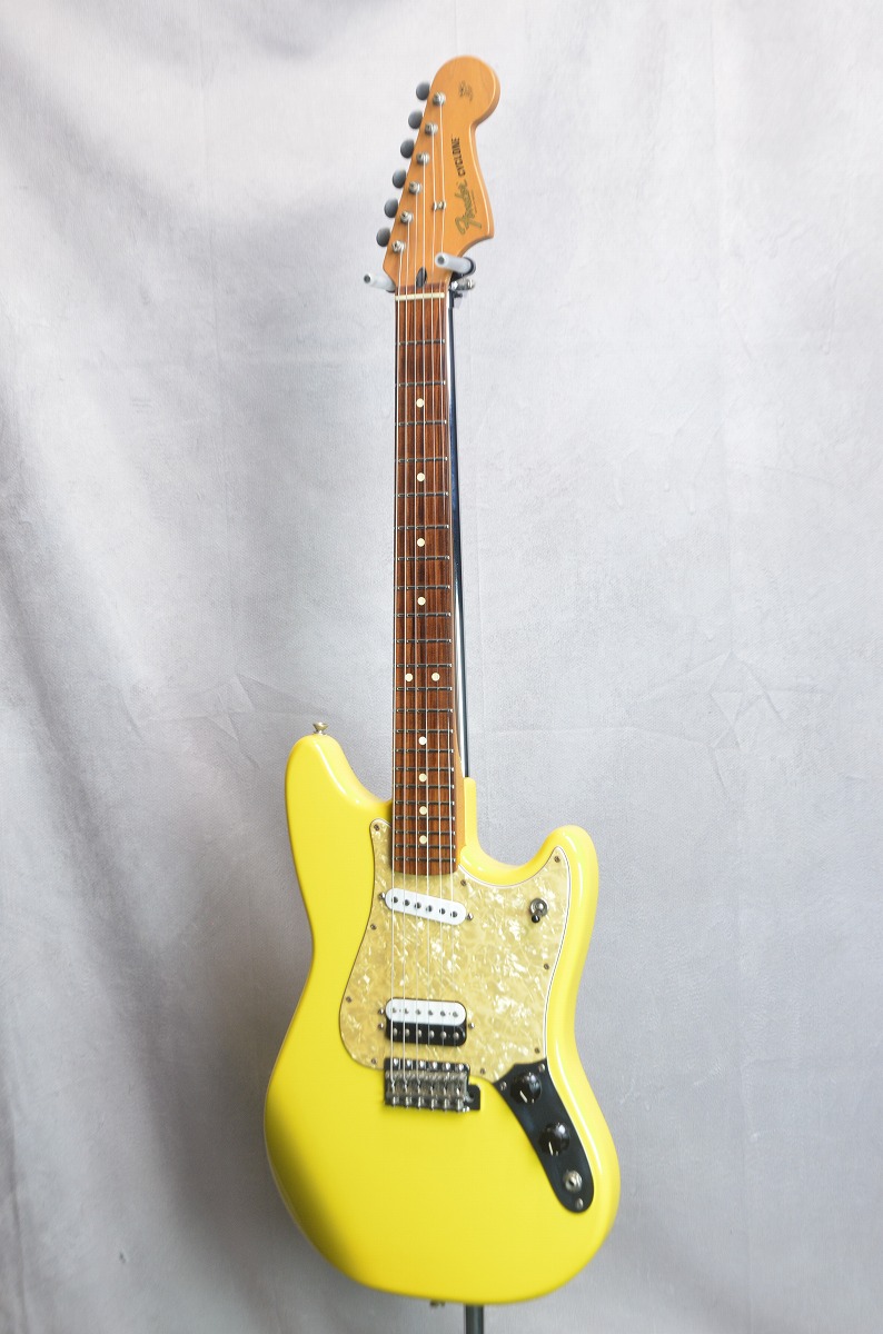 【未使用に近い/訳あり】Fender MEX Cyclone Yellow