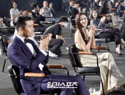 sonyejintingz's tweet photo. BROOO THAT SMILE
#SmartYeJin https://t.co/XhrwuoWQWN