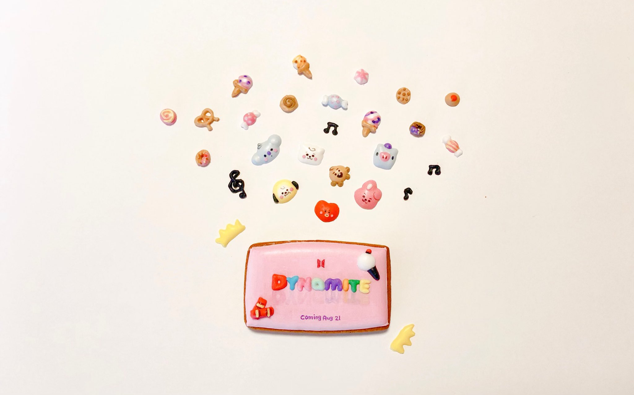 Harunarmy ꪔ 𝙳𝚢𝚗𝚊𝚖𝚒𝚝𝚎 見た瞬間からわくわく感が どんな曲なんだろう かわいいイラストやヘッダーに感化されて作ってみました リプ欄は自分用に欲しくて作ったヘッダーです 良かったらどうぞ Bts 방탄소년단