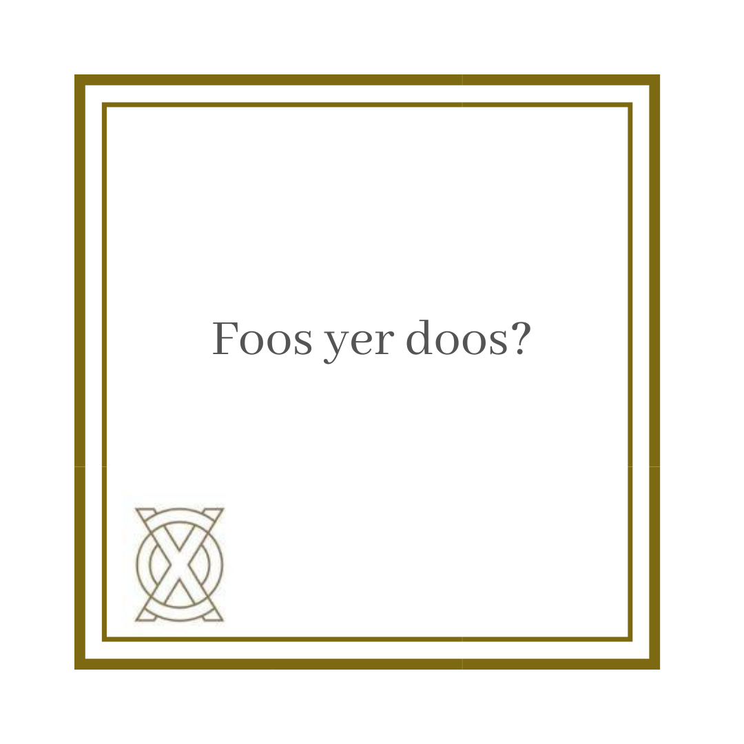 Normally we'd have you guess the #Scottish phrase, but this one was too good not to share the full story! “Foos yer doos?” literally translates to “How are your pigeons?” in Doric (Aberdeen), but it simply means "How are you?" 🕊️ #funfact #scottishslang #doric