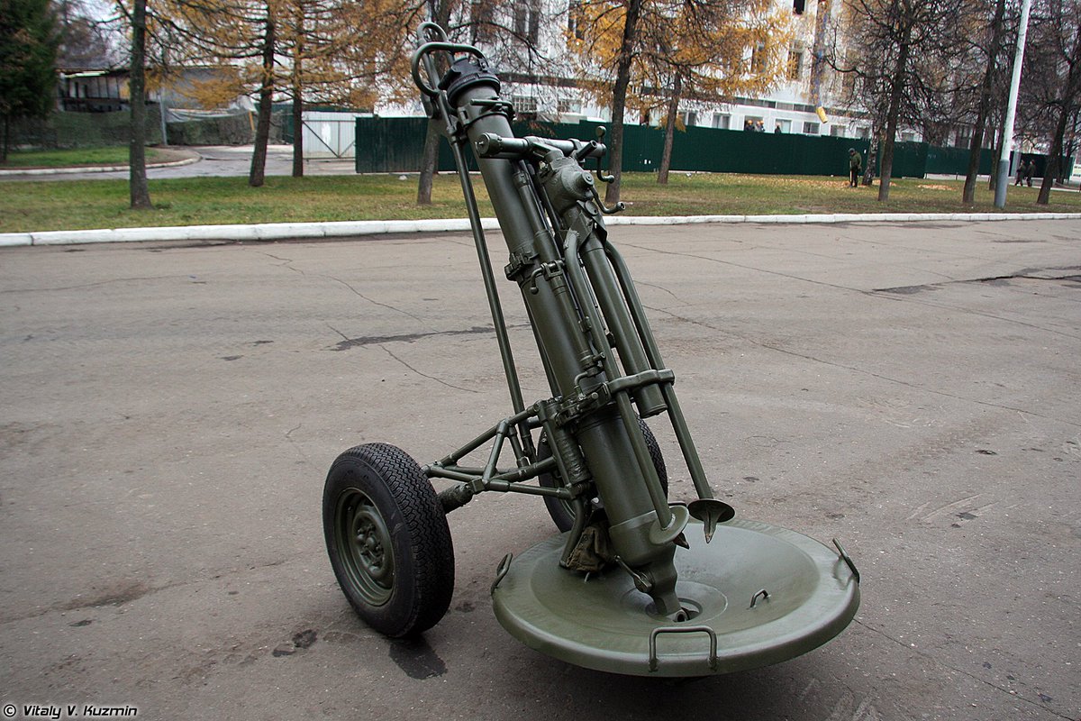 vitalyvk's tweet photo. 120-мм миномет 2Б11
120mm mortar 2B11
#120mm #2b11 #sani #120мм #mortar #миномет #2б11 #artillery #fieldartillery #артиллерия https://t.co/qYLUqFKEtf