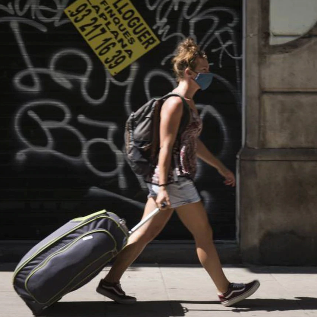elpoderde300's tweet photo. Los Bares y pequeños comercios del barrio de Barcelona que han cerrado llegan al 25%, y se calcula que puedan llegar al 40%. Noticia de @elpais_espana
👉https://t.co/yyvtyythCf #Elpoderde300
#Súmate300 #Cuéntaseloatujefe #Tripleacción
Noticia: https://t.co/Z1QrKItGQQ https://t.co/r2YAvcJrYf
