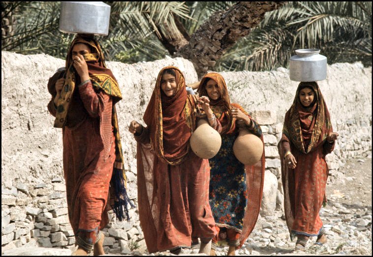 hawaa_home's tweet photo. صور لنساء من مسقط
مجموعة "برونو باربي" 1972م https://t.co/80iF3xXMDL