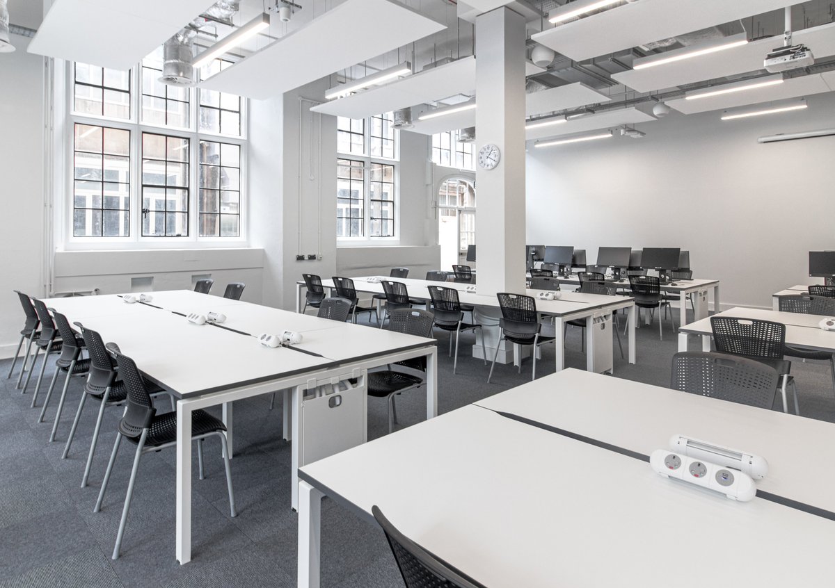 bof_furniture's tweet photo. Looking back at a few kind words from our clients...
@BristolUni - Fry Building
#FryBuilding #Bristol #furniture #university #furniture #installation #testimonial #highereducation #feedback #casestudy #project #photography #interiordesign #kindwords #design https://t.co/z6loggnaQE