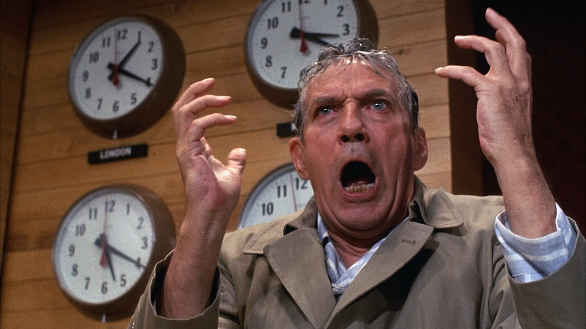 Network - Sidney LumetJ& #39;adore Lumet, mais celui la m& #39;est un peu passé au dessus. Sa mise en scène est toujours formidable mais je n& #39;arrive pas à m& #39;attacher aux personnages de ce film contrairement à ses autres. Peut-être parce qu& #39;ici les perso sont le problème qu& #39;il dénonce...