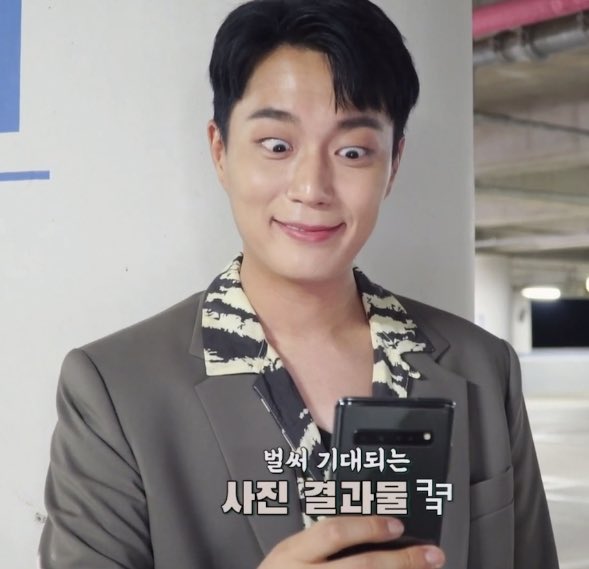 lonely night mv behind; a thread  https://youtu.be/Xnv0Ek0U0... 
