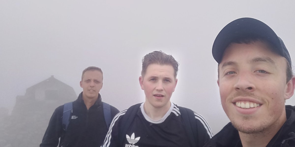 CoachTomAsh's tweet photo. Foundation phase day out. Summit of Ben Nevis 🏔️ https://t.co/lmRnhZjKIr