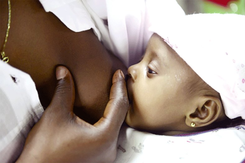 ToureAudrey4's tweet photo. Semaine mondiale de l'#allaitementmaternel. Je vous donne 3 raisons simples de le faire exclusivement jusqu'à 6 mois puis, de diversité l'alimentation après 6 mois. @UNICEF_Benin @OMS_Afrique @OmsBenin @DitDocteur @Pharma_Medias @ONUFemmes @gomedicalEtVous https://t.co/6V118dCekU