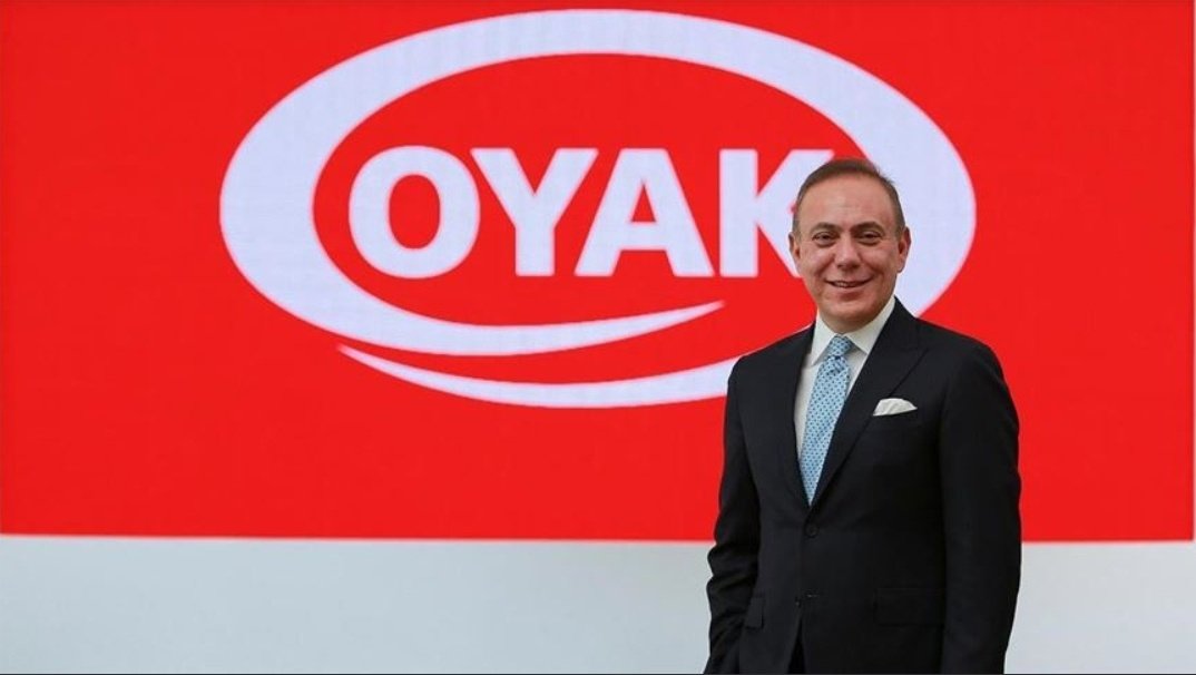 AjansHaberResmi's tweet photo. '2020 PLANLARINDAN SAPMA YOK'❗

#OYAK Genel Müdürü  Erdem, ülke ekonomisini ileriye taşıyacak hamleler yapmak, ekonominin tüm aktörlerinin ortak sorumluluğu olduğunu belirterek, "2020 planlarımızda geriye doğru sapma yok" dedi. https://t.co/jVOifjNCot