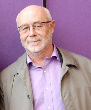 Benoît Hamon tweet media