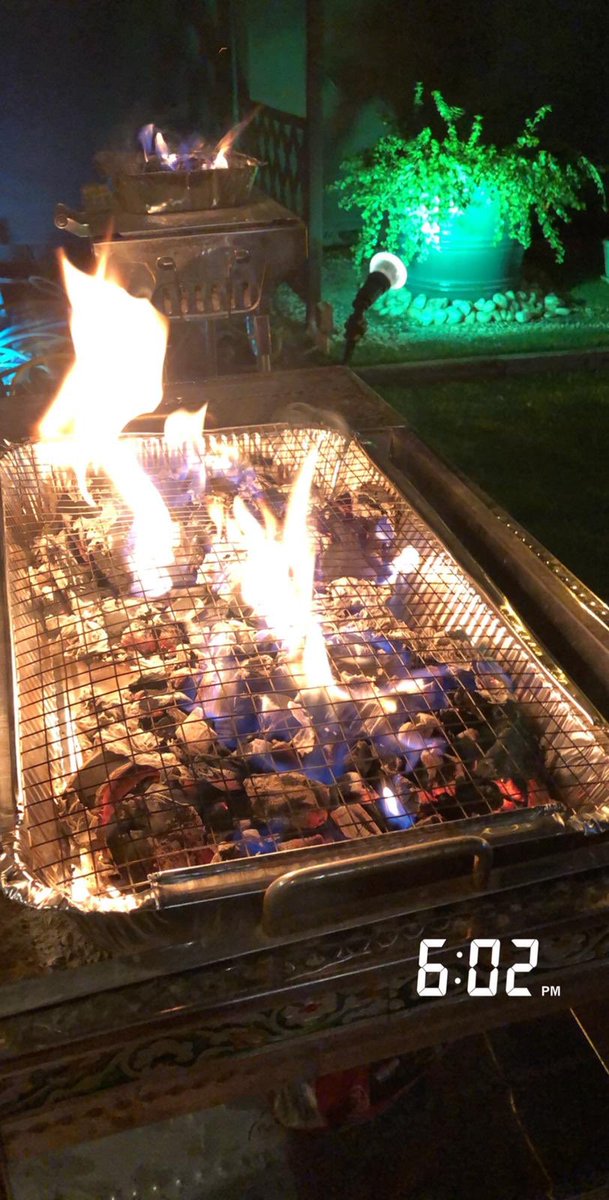 EMASBBQ's tweet photo. #الشواية_الفورية 
تشوي بكل وقت ولا تشيل هم العناء والتجهيز 
ما عليك الا تولع الشواية وتنتظر ١٥ دقيقة وتتفنن في الشوي وتبدع 👌🏼 https://t.co/wkkfRBmczj