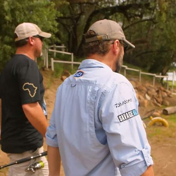 Ons volgende gas op Byt &amp; Buskruit....kan jy raai wie stap daar saam met <a href="/adamtasmusiek/">adam tas</a>