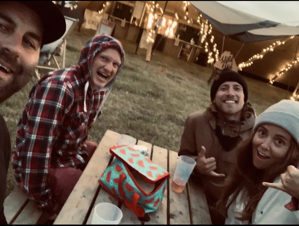 louietonkin's tweet photo. What an amazing week with great friends! It’s amazing what you can do in Cornwall and keep your distance! #mates #cornwallsummer #bahrainbrothers https://t.co/uEIPnz5AHd