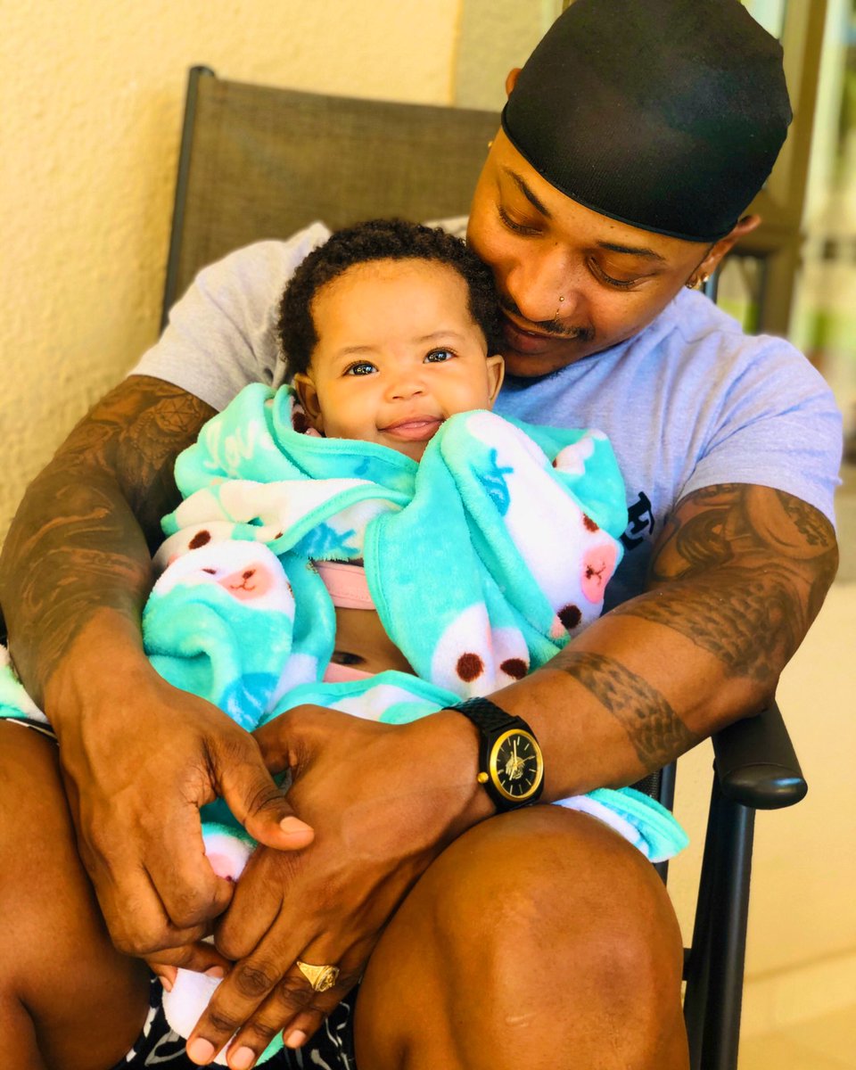 BontleModiselle's tweet photo. Probably my favourite pic ever! Daddy with his girl...Daddy’s girl 😍❤️ @ItsPriddyUgly https://t.co/NPrwnpg65o