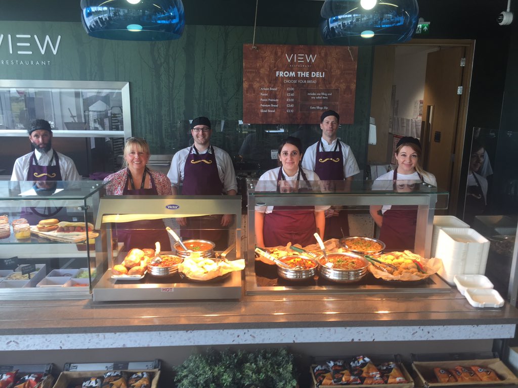 MattsFay's tweet photo. @RestaurantWilm team ready to smash the @urbanrajah pilaucini counter all at a responsible , it’s not stopping the flavours flowing around the restaurant...hhhmmm! @elioruk #tashtag https://t.co/GeqQg4rrV7